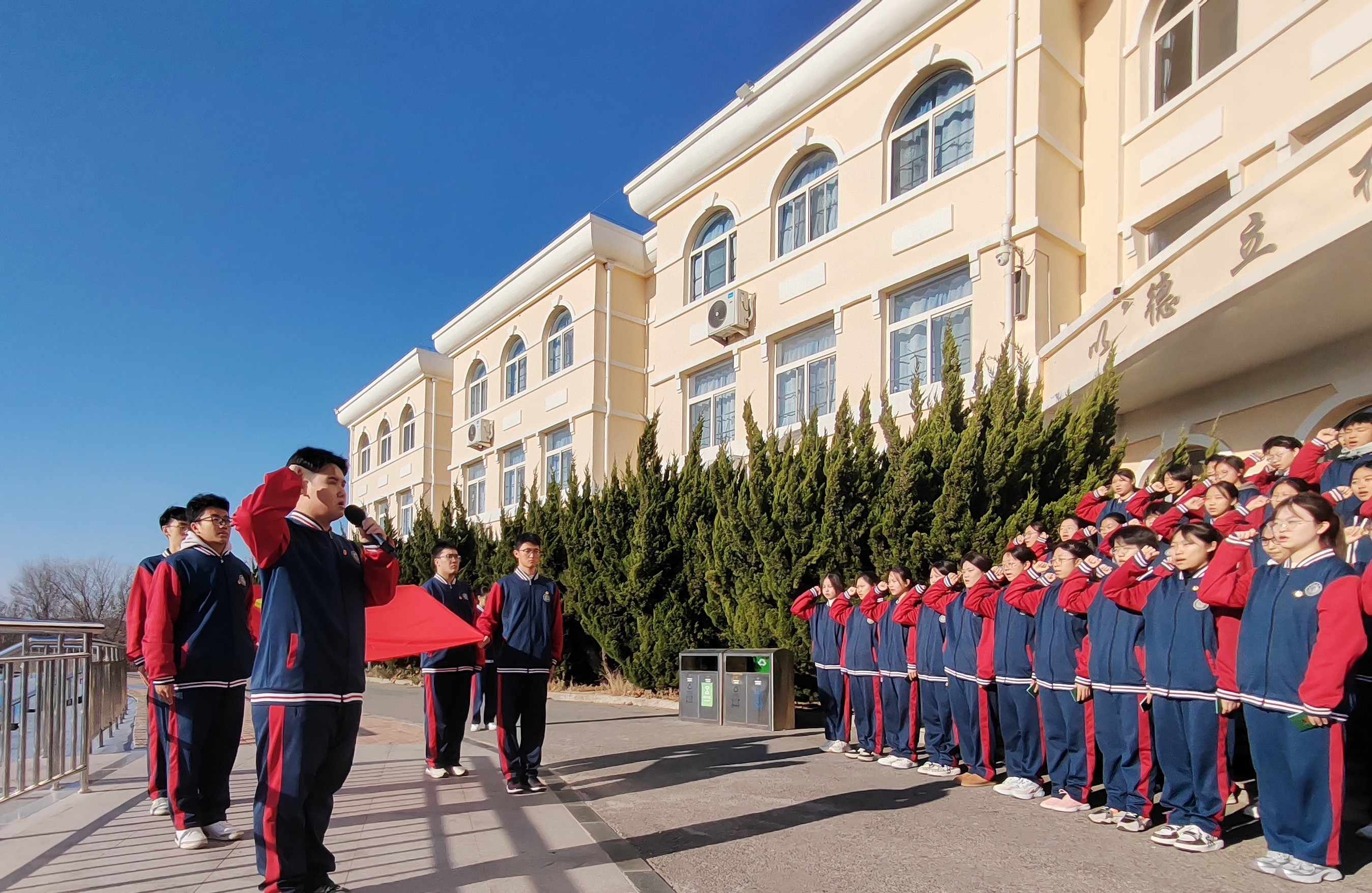 领宣誓_副本_副本